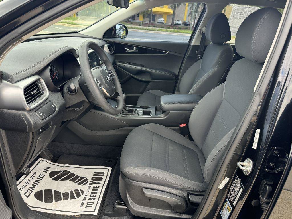 Used 2019 Kia Sorento L FWD image 15