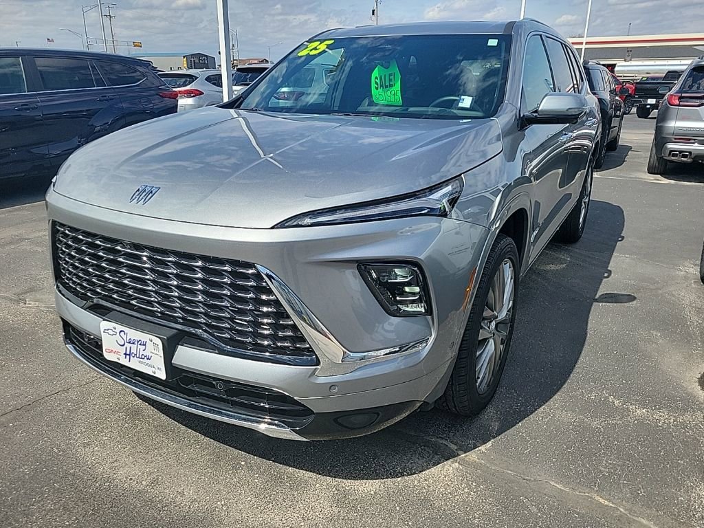 Used 2025 Buick Enclave Avenir w/ Super Cruise Package
