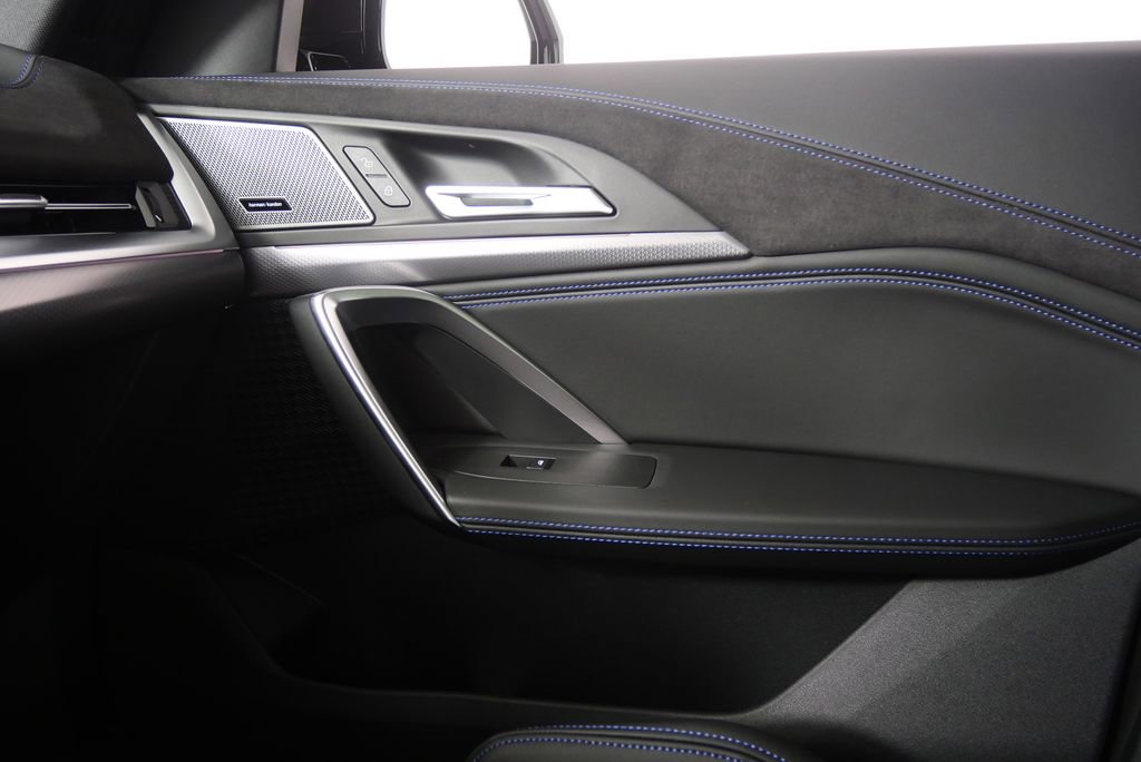 Used 2026 BMW X1 xDrive28i w/ Technology Package image 27