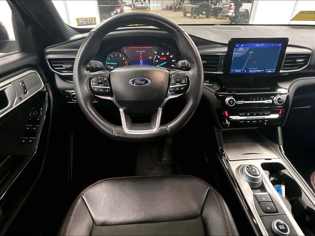 Used 2023 Ford Explorer ST-Line w/ Class IV Trailer Tow Package image 18