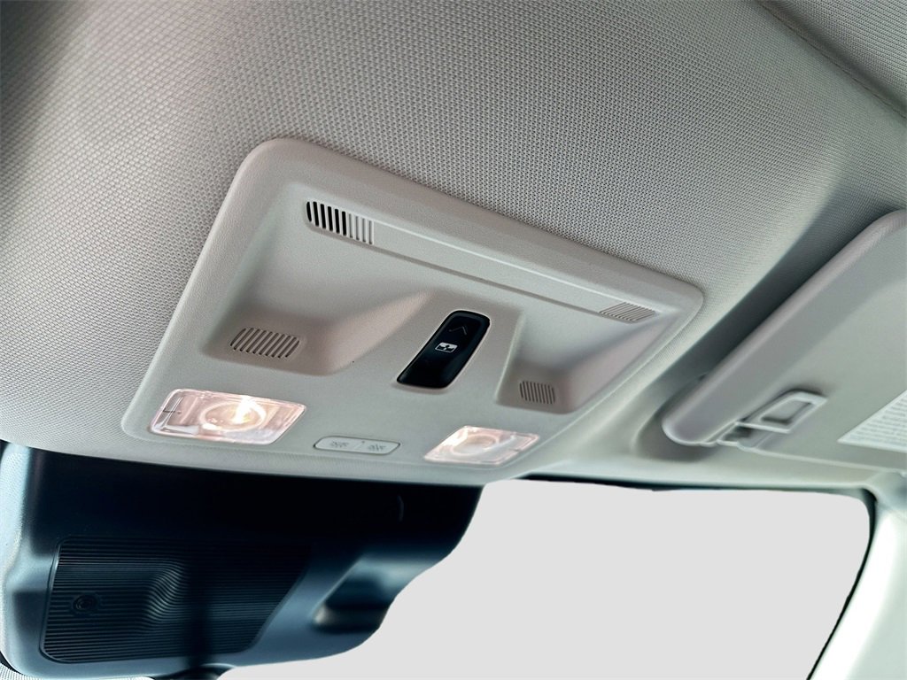 New 2025 Ford Maverick XLT w/ XLT Luxury Package image 10