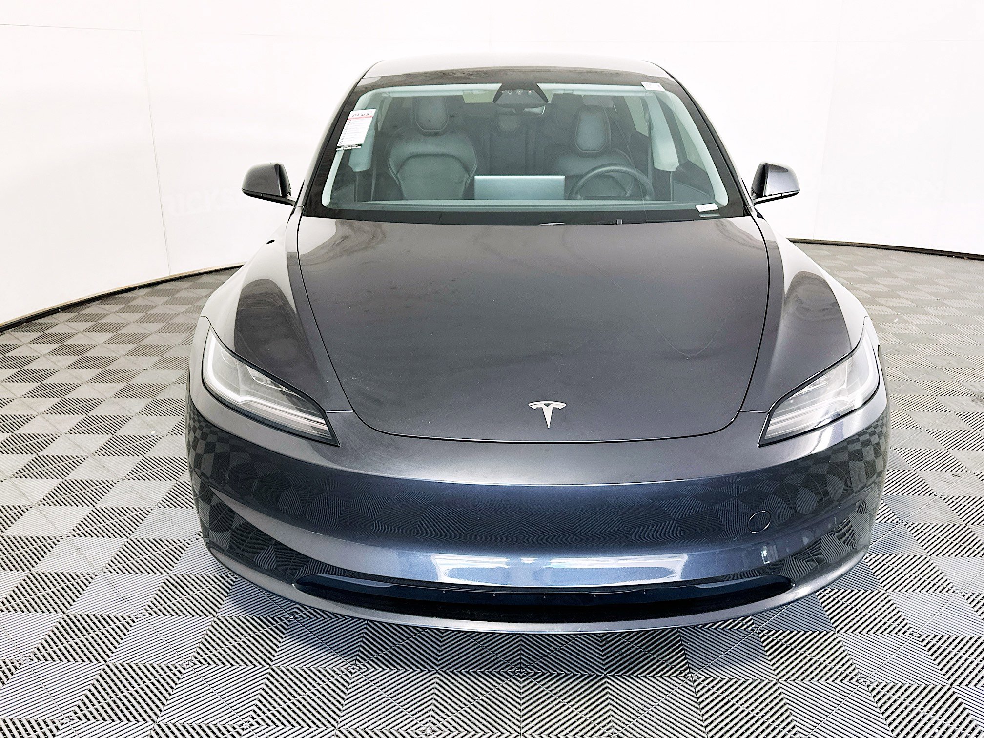 Used 2024 Tesla Model 3 Standard Range RWD image 8