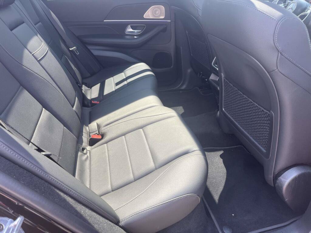 Certified 2025 Mercedes-Benz GLE 350 4MATIC w/ AMG Line Exterior image 21