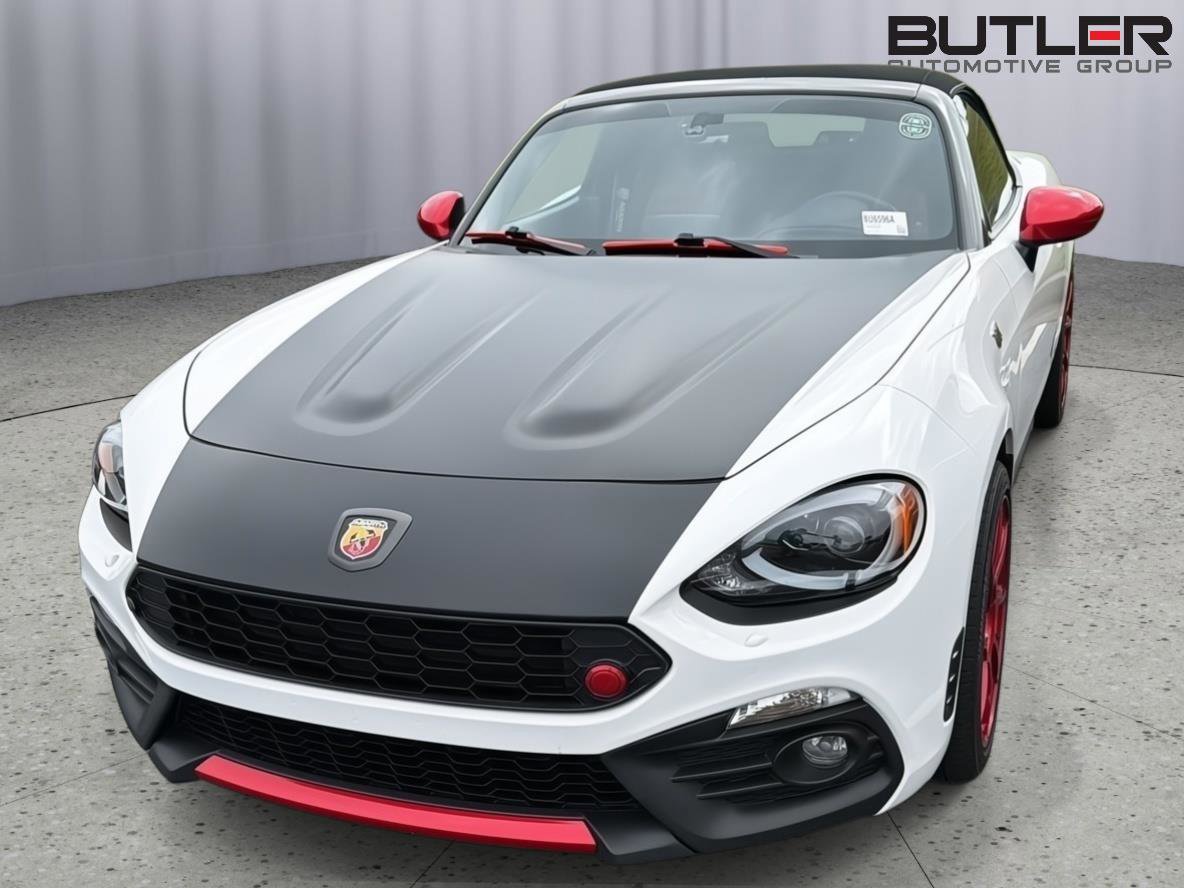 Used 2020 FIAT 124 Spider Abarth w/ Navigation & Sound Group RWD image 3