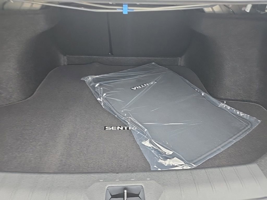 New 2026 Nissan Sentra SV w/ SV Convenience Package FWD image 30