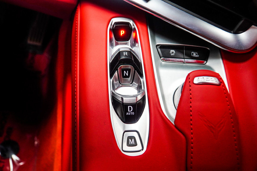Used 2024 Chevrolet Corvette Stingray Premium Cpe w/ Z51 Performance Package RWD image 27