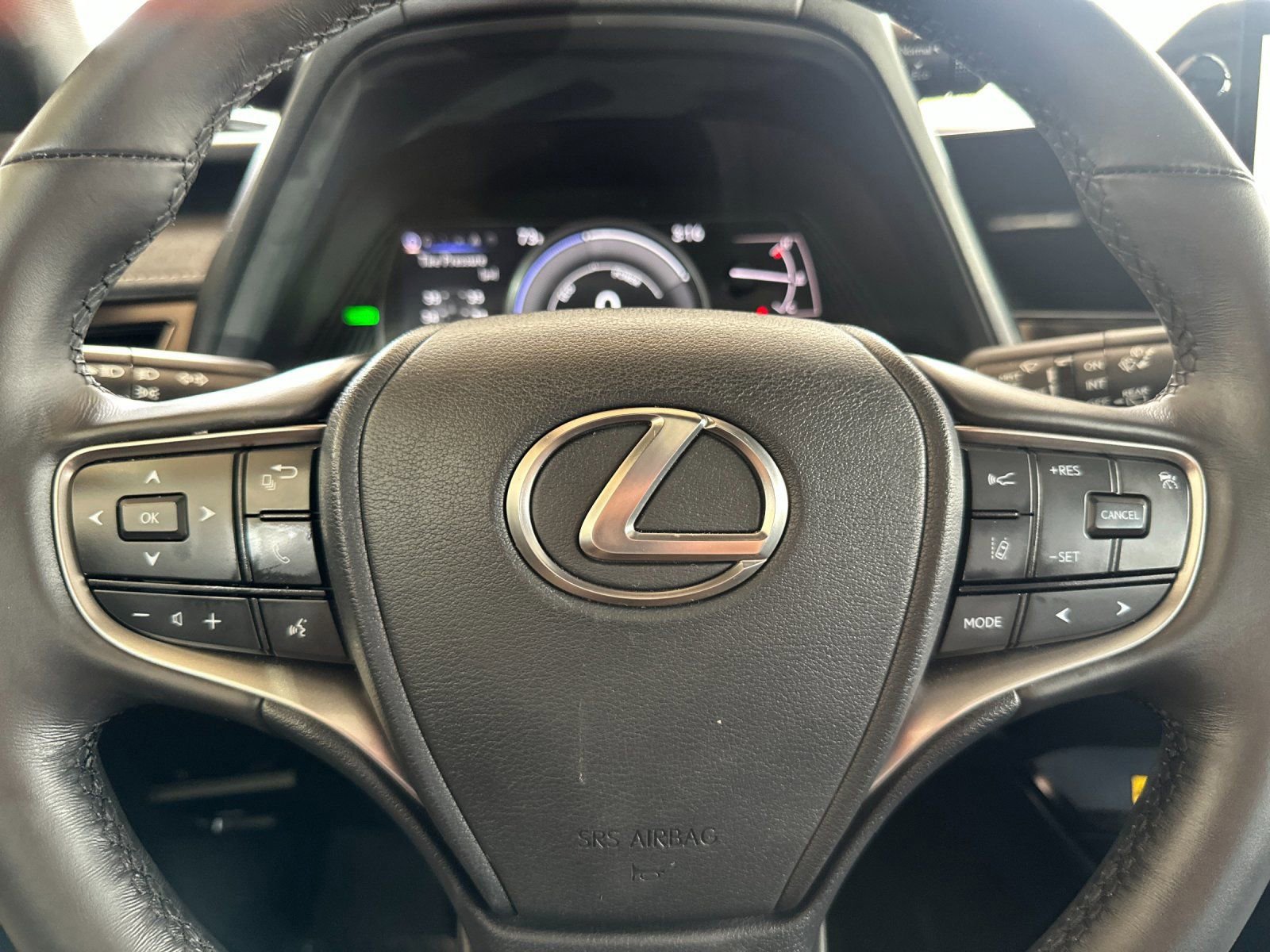Used 2024 Lexus UX 250h FWD image 26