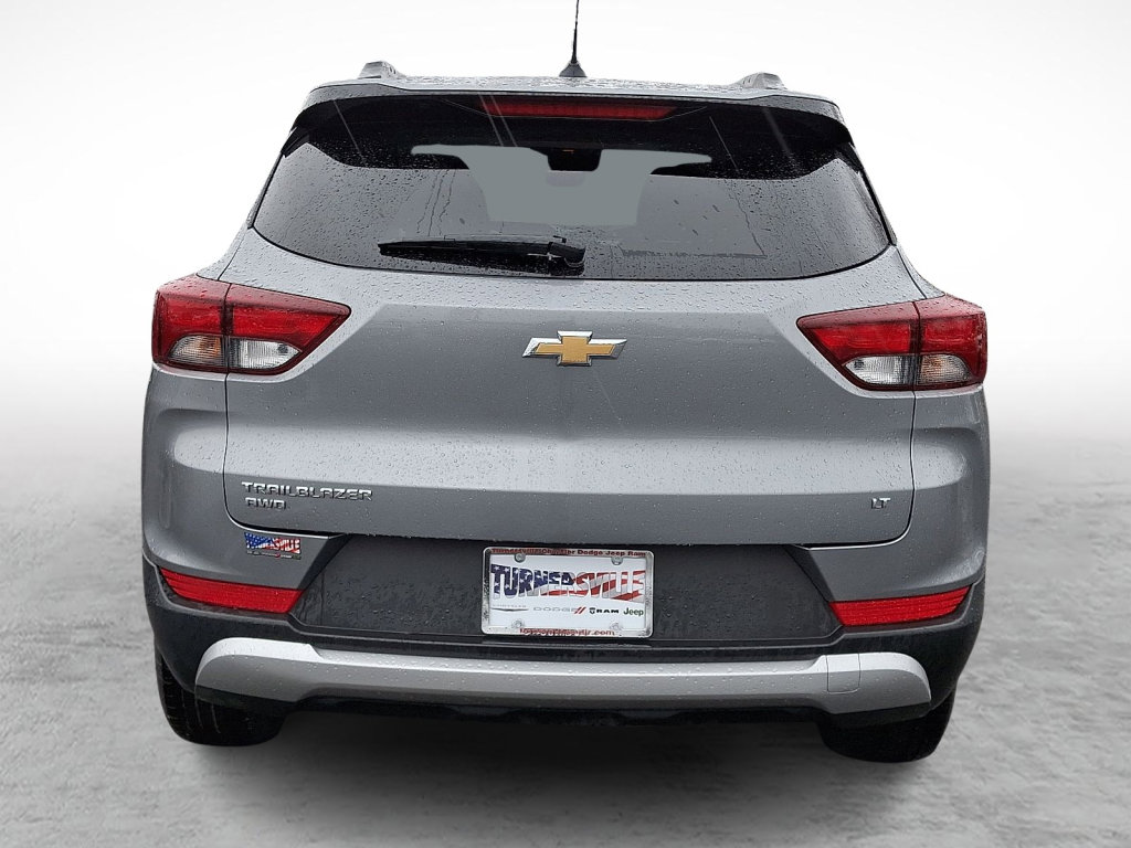 Used 2025 Chevrolet TrailBlazer LT image 4