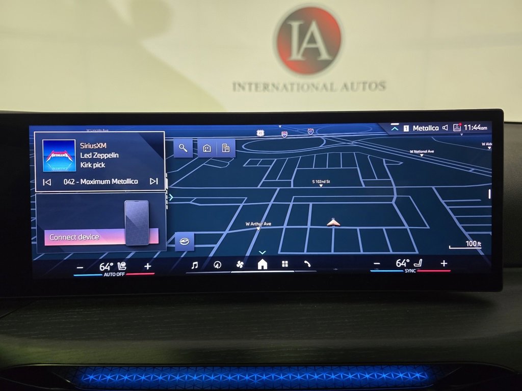 Used 2025 BMW 330i xDrive Sedan w/ M Sport Package image 14