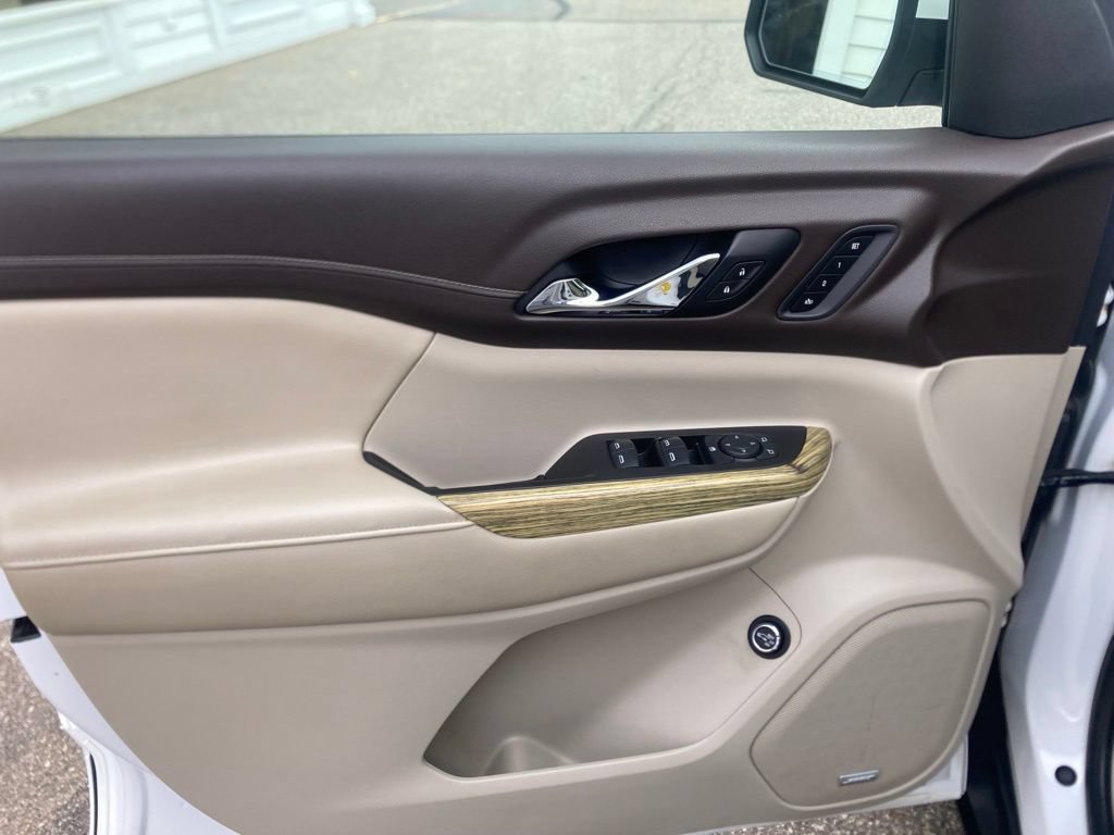 Certified 2019 GMC Acadia Denali w/ GMC Pro Grade Package AWD/4WD image 25