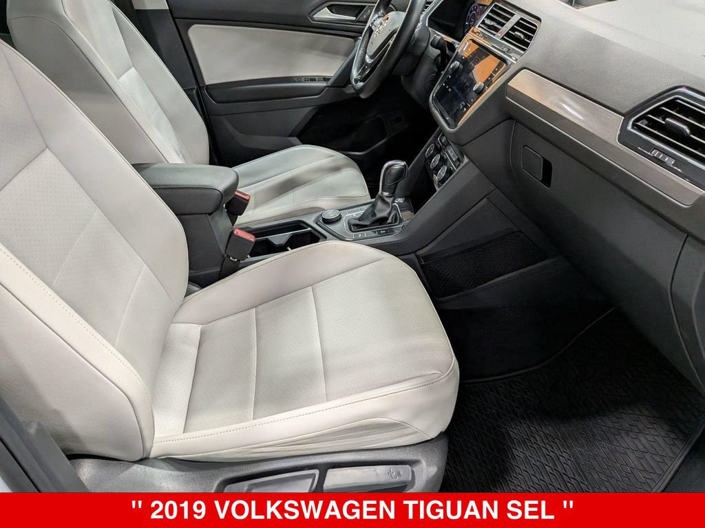 Used 2019 Volkswagen Tiguan SEL AWD/4WD image 36