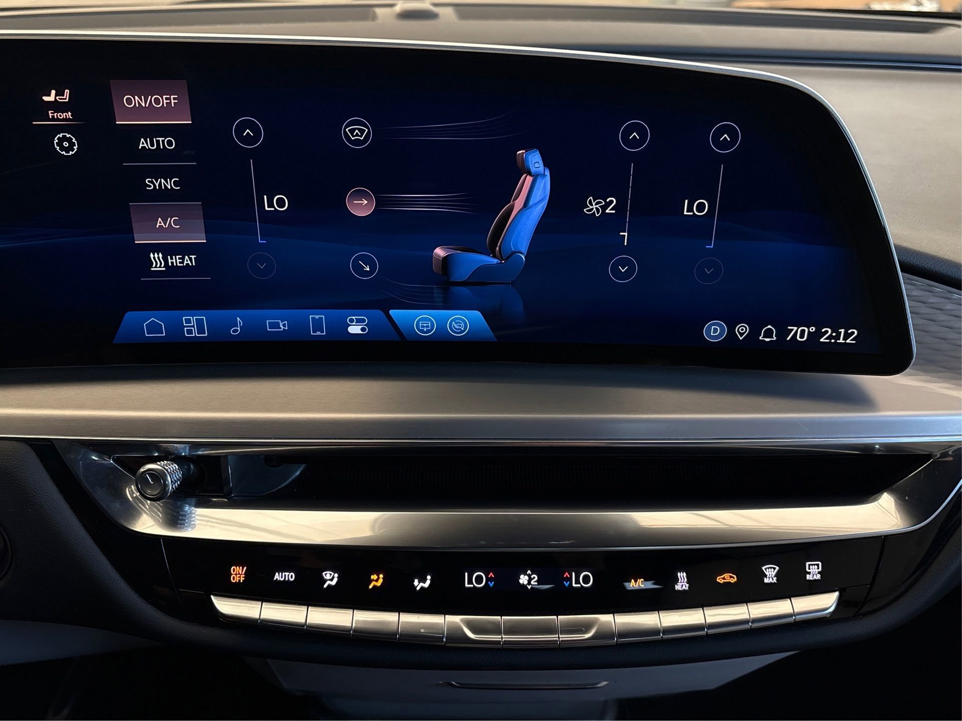 Used 2024 Cadillac Lyriq Luxury image 24