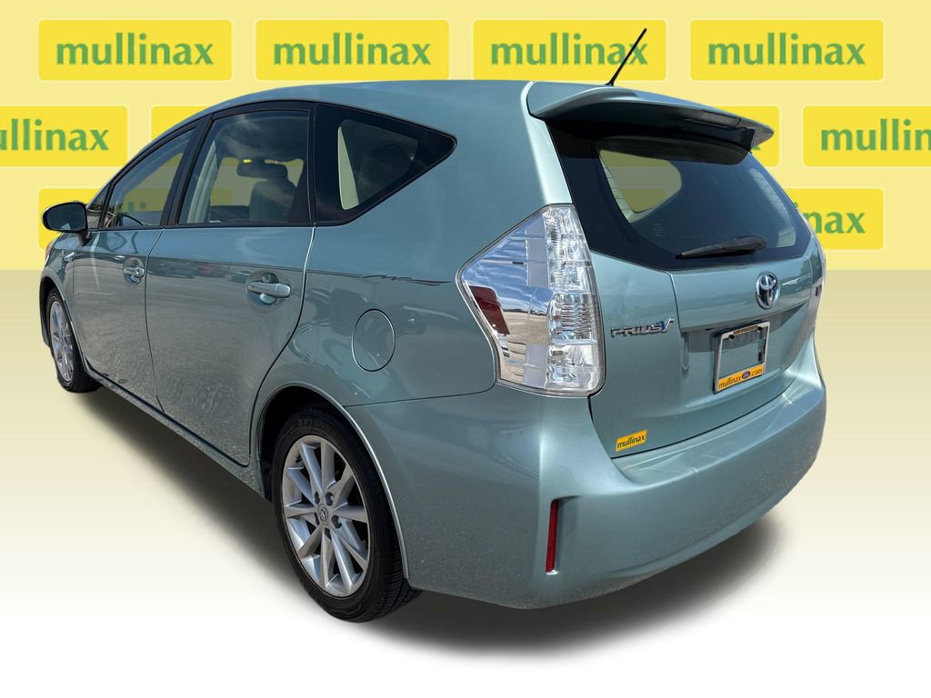 Used 2013 Toyota Prius V Five image 8
