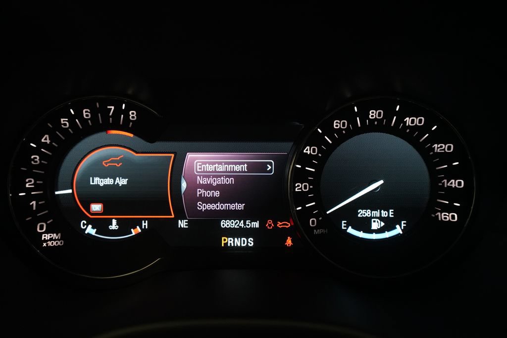 Used 2019 Lincoln MKC Reserve w/ Canadian Touring Package AWD/4WD image 2