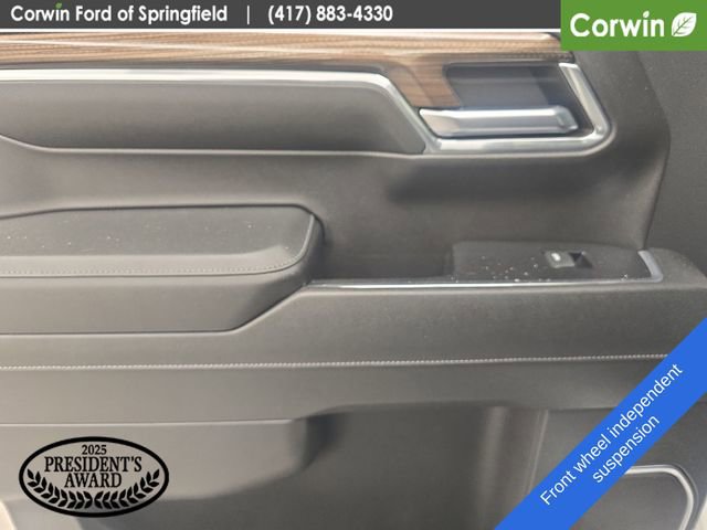 Used 2024 Chevrolet Silverado 1500 LT AWD/4WD image 19