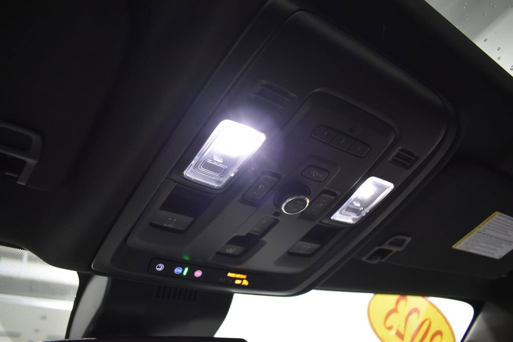 Used 2023 GMC Yukon Denali w/ LPO, Floor Liner Package image 29