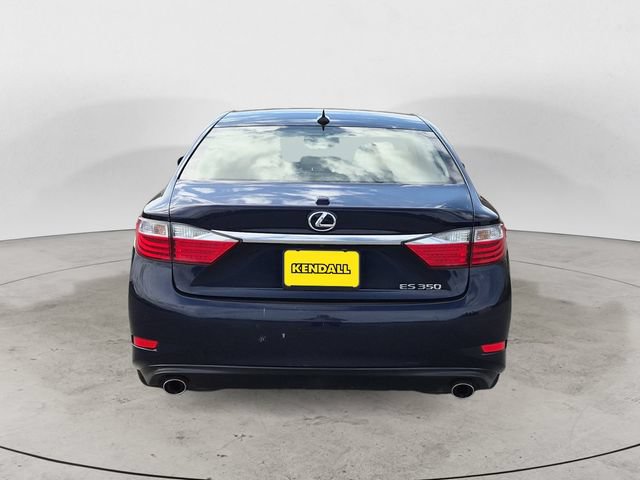 Used 2014 Lexus ES 350 w/ Ultra Luxury Package FWD image 4