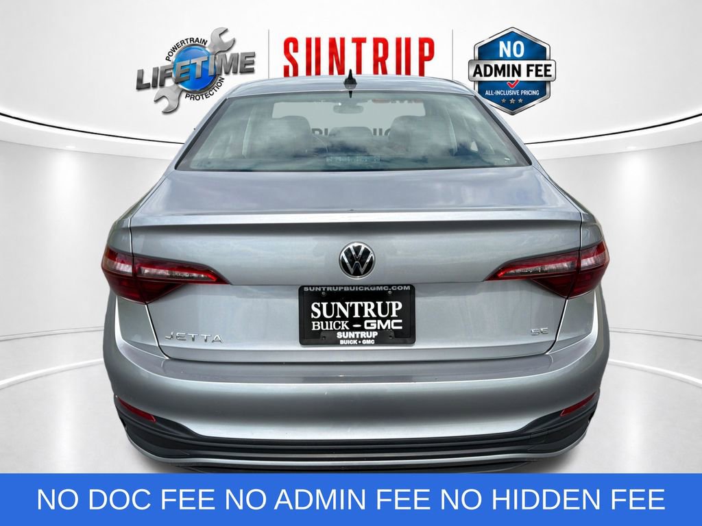 Used 2024 Volkswagen Jetta SE FWD image 4
