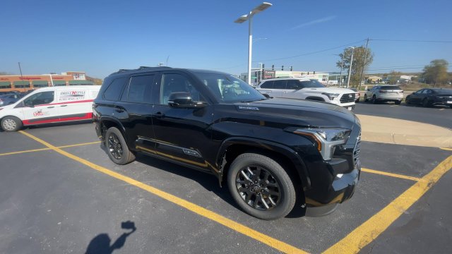 New 2026 Toyota Sequoia Platinum AWD/4WD image 4