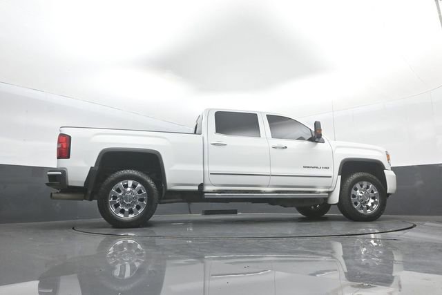 Used 2019 GMC Sierra 2500 Denali image 32