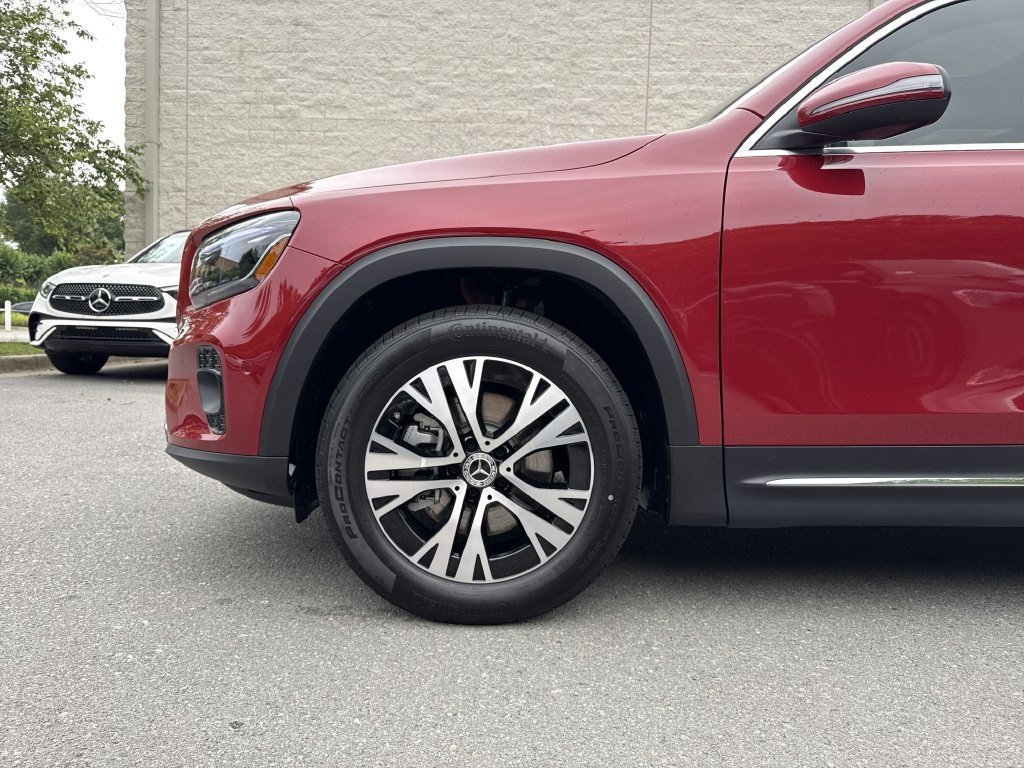 Certified 2025 Mercedes-Benz GLB 250 image 9