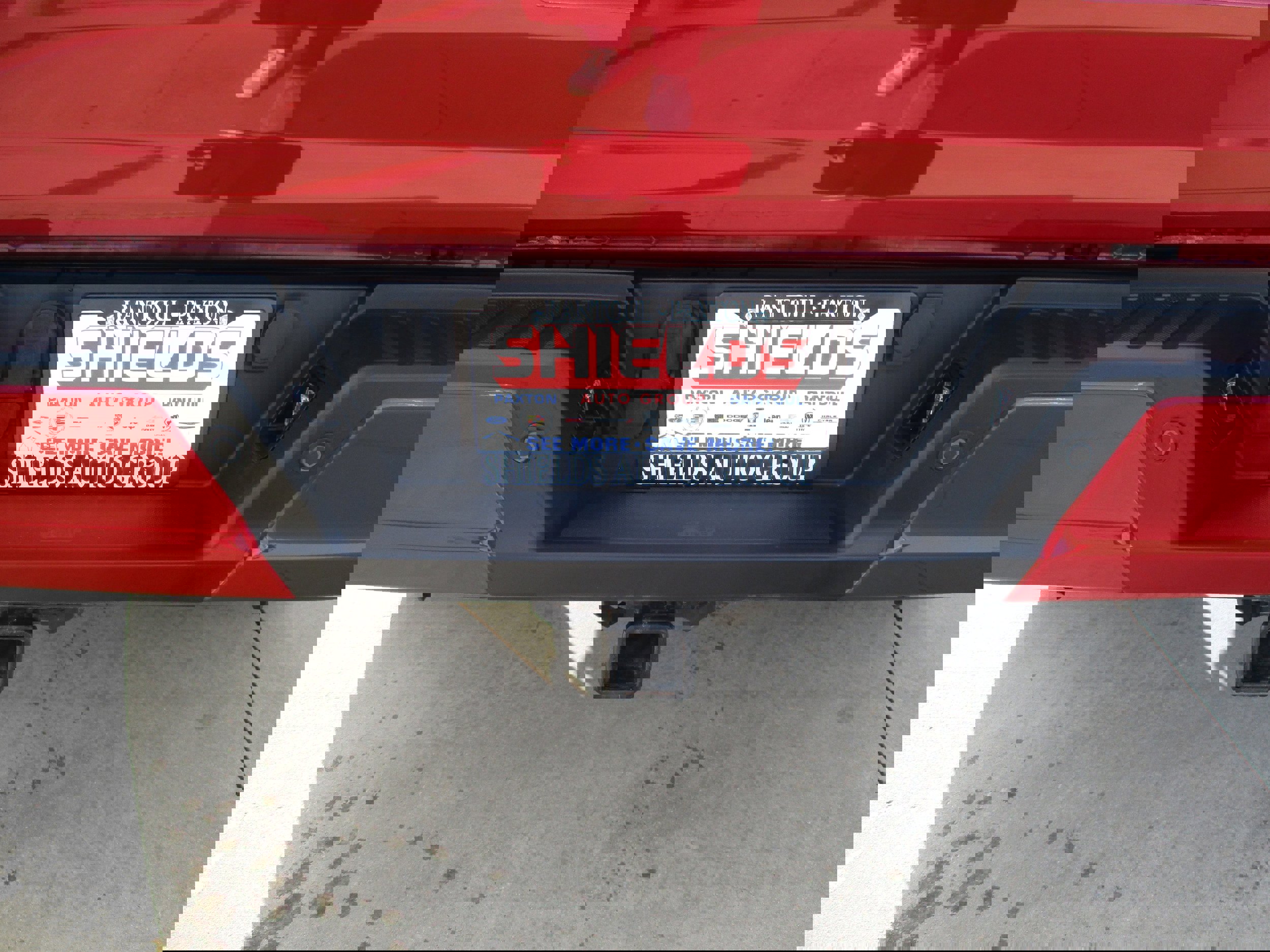 Used 2023 Ford F150 Lariat w/ Equipment Group 502A High image 8