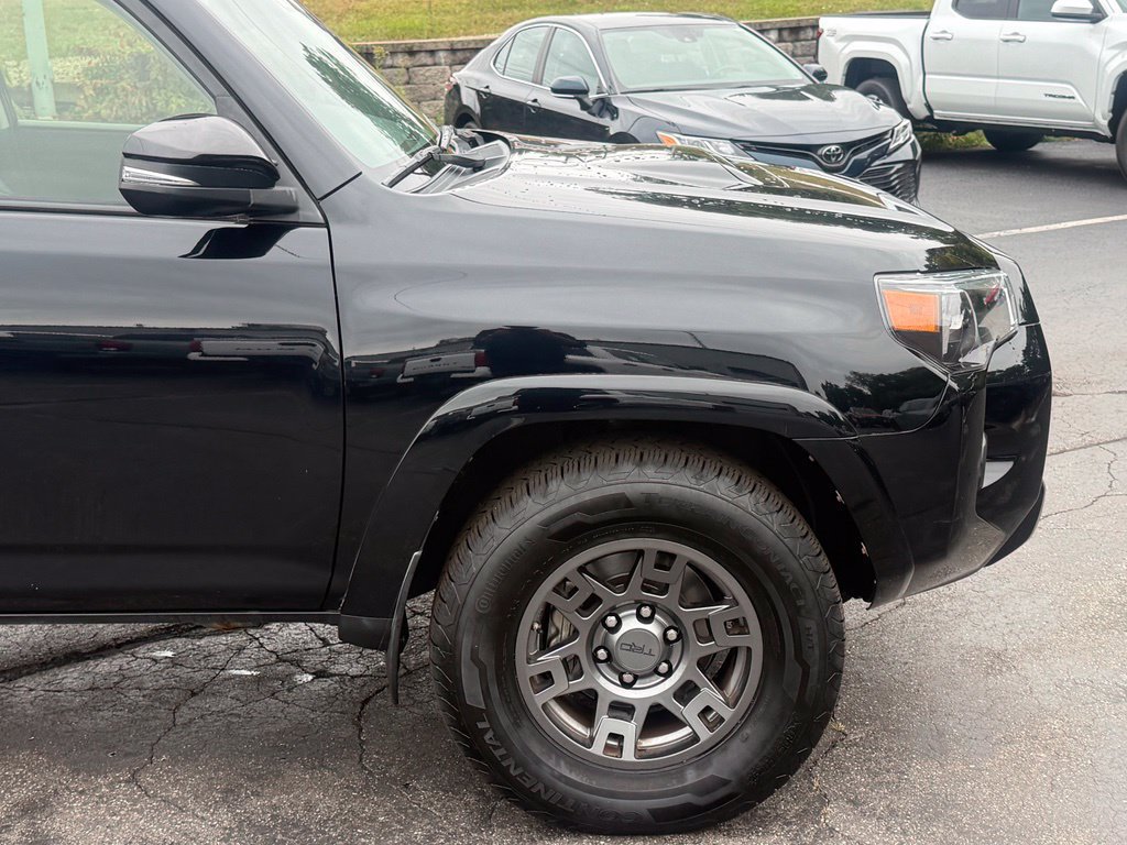 Certified 2020 Toyota 4Runner Venture w/ Moonroof Package AWD/4WD image 10