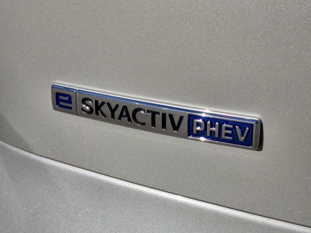 New 2025 MAZDA CX-90 Plug-In Hybrid w/Premium Sport image 17