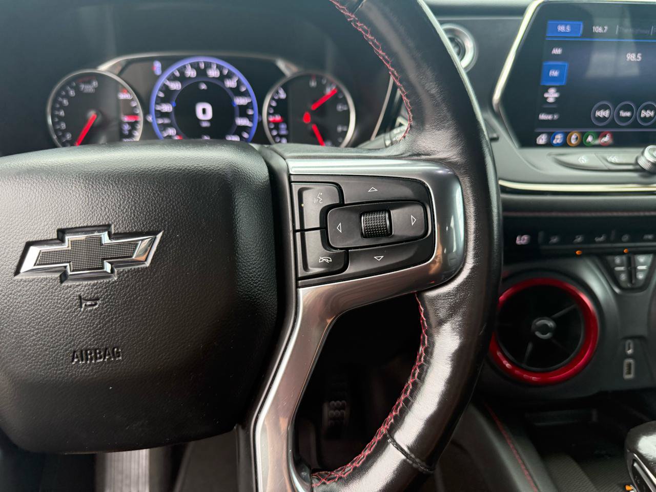 Used 2019 Chevrolet Blazer RS FWD image 24