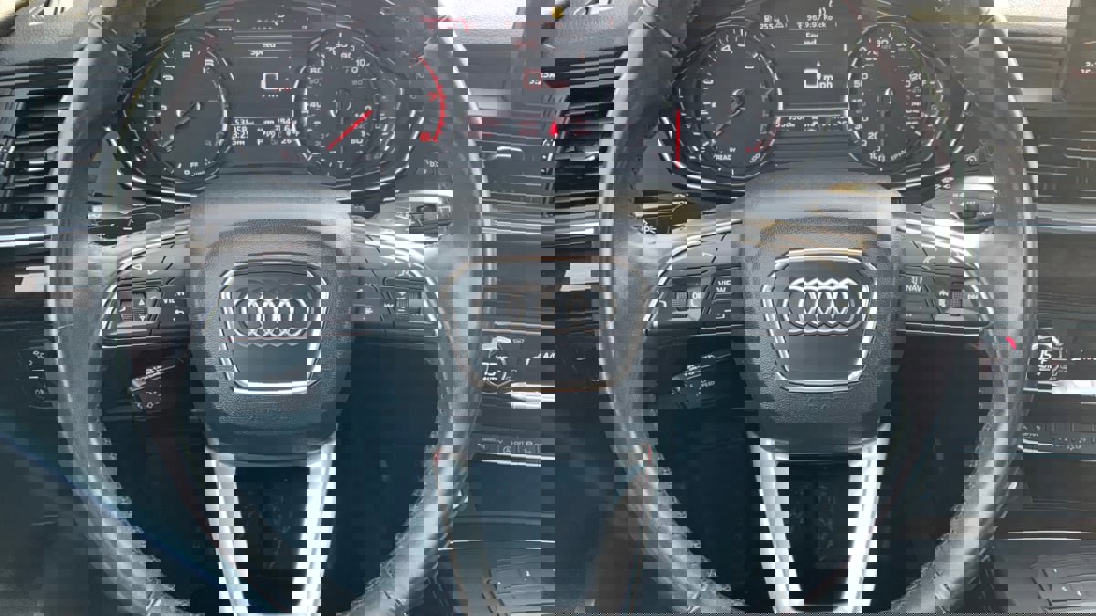 Used 2019 Audi Q5 2.0T Premium w/ Convenience Package image 16