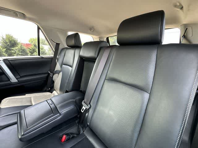 Used 2018 Toyota 4Runner Limited AWD/4WD image 18