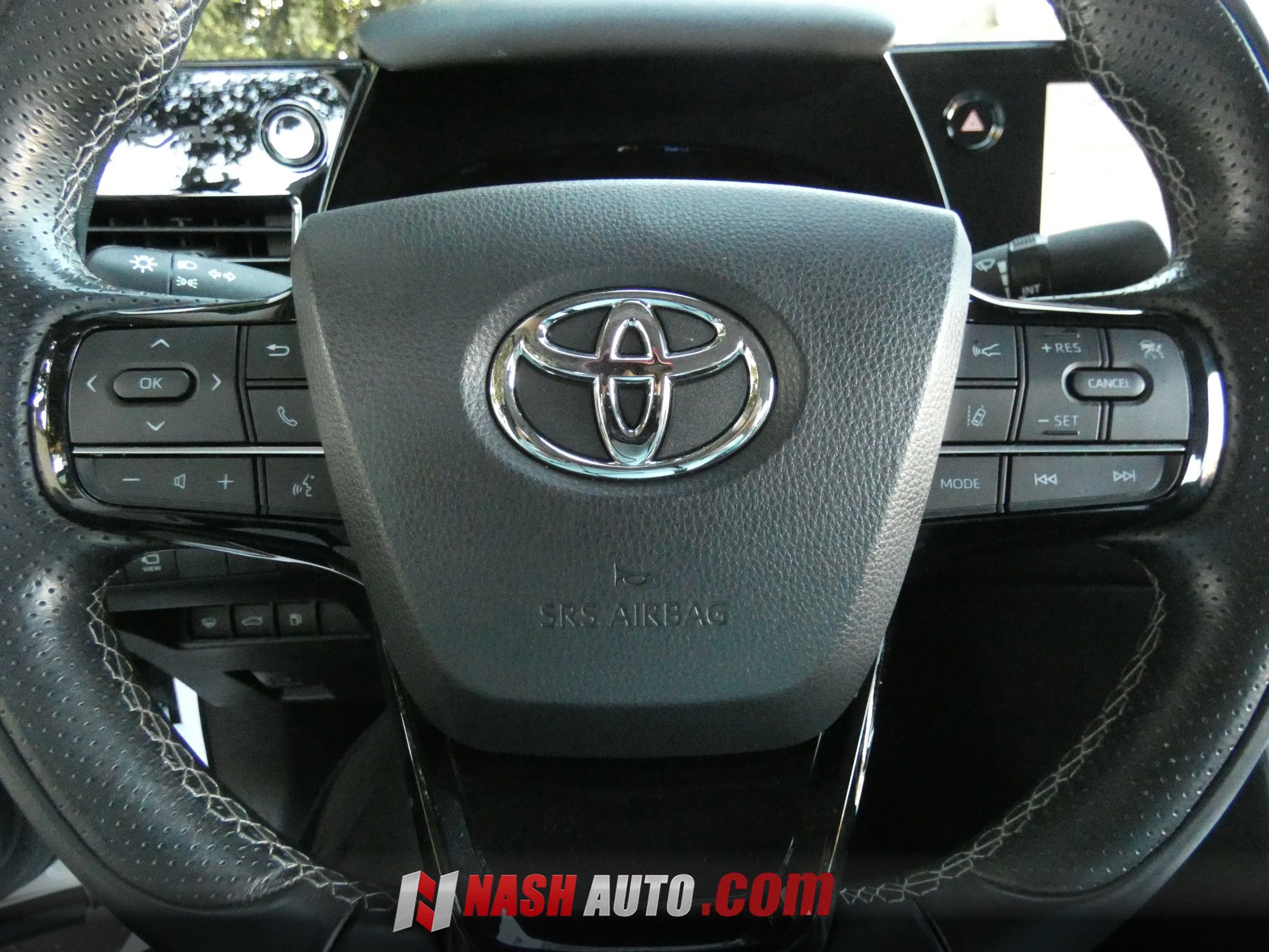 Used 2022 Toyota Mirai w/ Advanced Technology Package RWD image 60