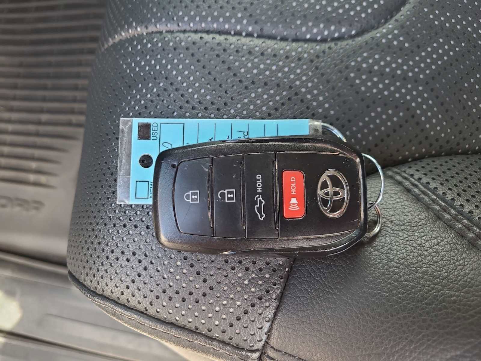 Used 2024 Toyota Tundra Platinum image 28