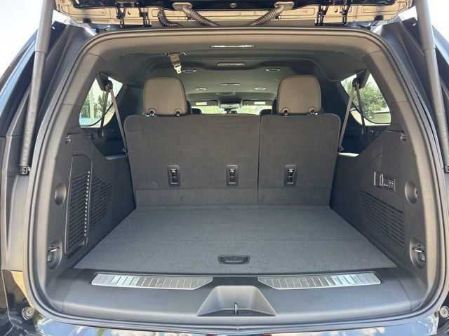 New 2025 Chevrolet Suburban Premier image 41