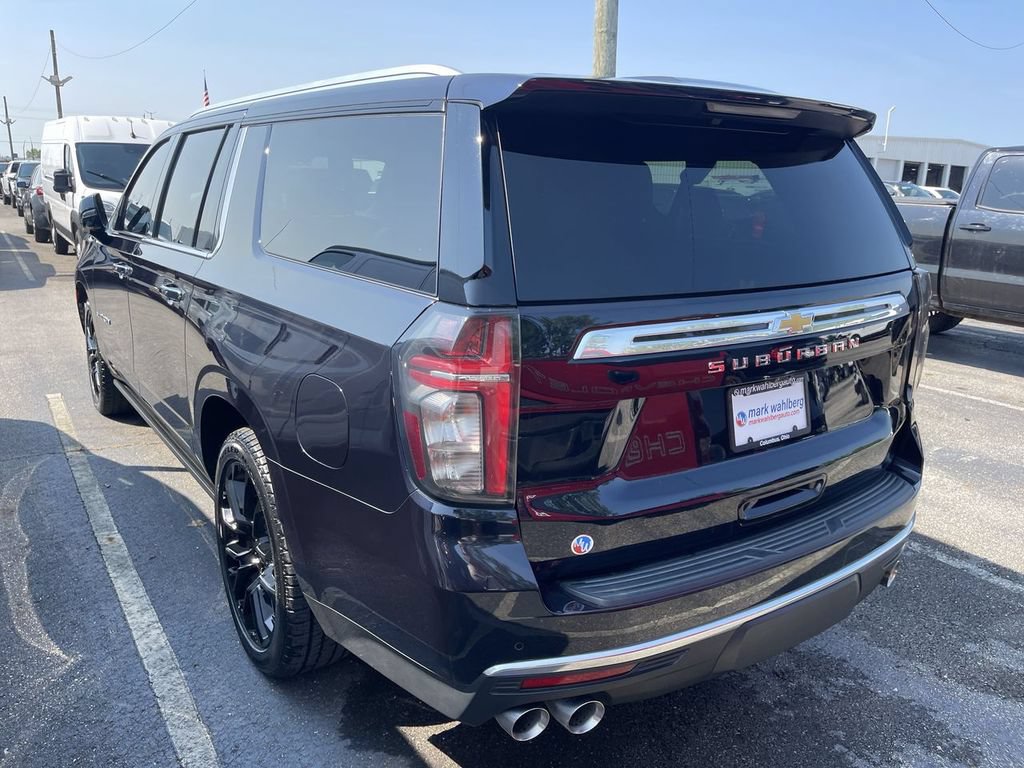 Used 2023 Chevrolet Suburban High Country AWD/4WD image 8