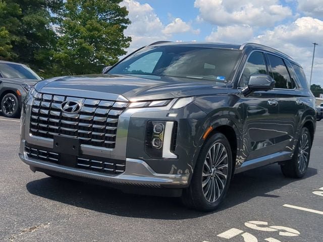 Used 2024 Hyundai Palisade Calligraphy FWD image 7