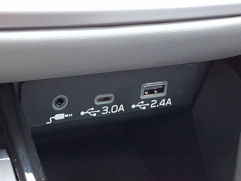 Used 2025 Subaru Outback Premium AWD/4WD image 25