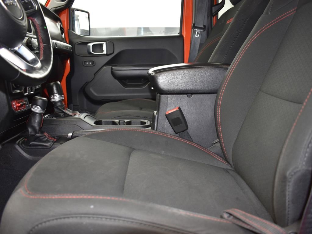 Used 2018 Jeep Wrangler Unlimited Rubicon image 13
