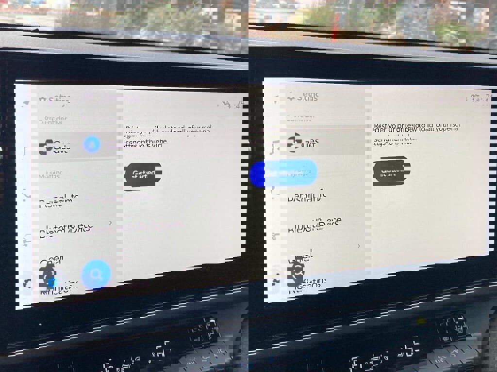 Used 2025 Toyota Camry XLE image 24