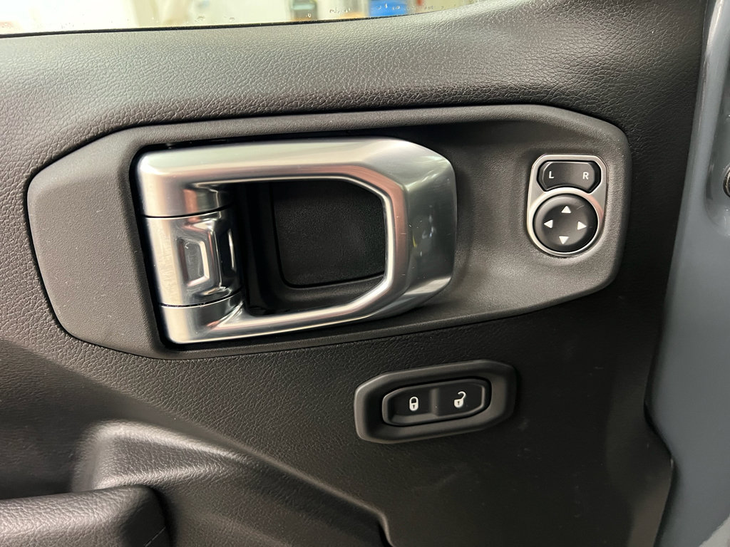 New 2026 Jeep Gladiator Willys image 7