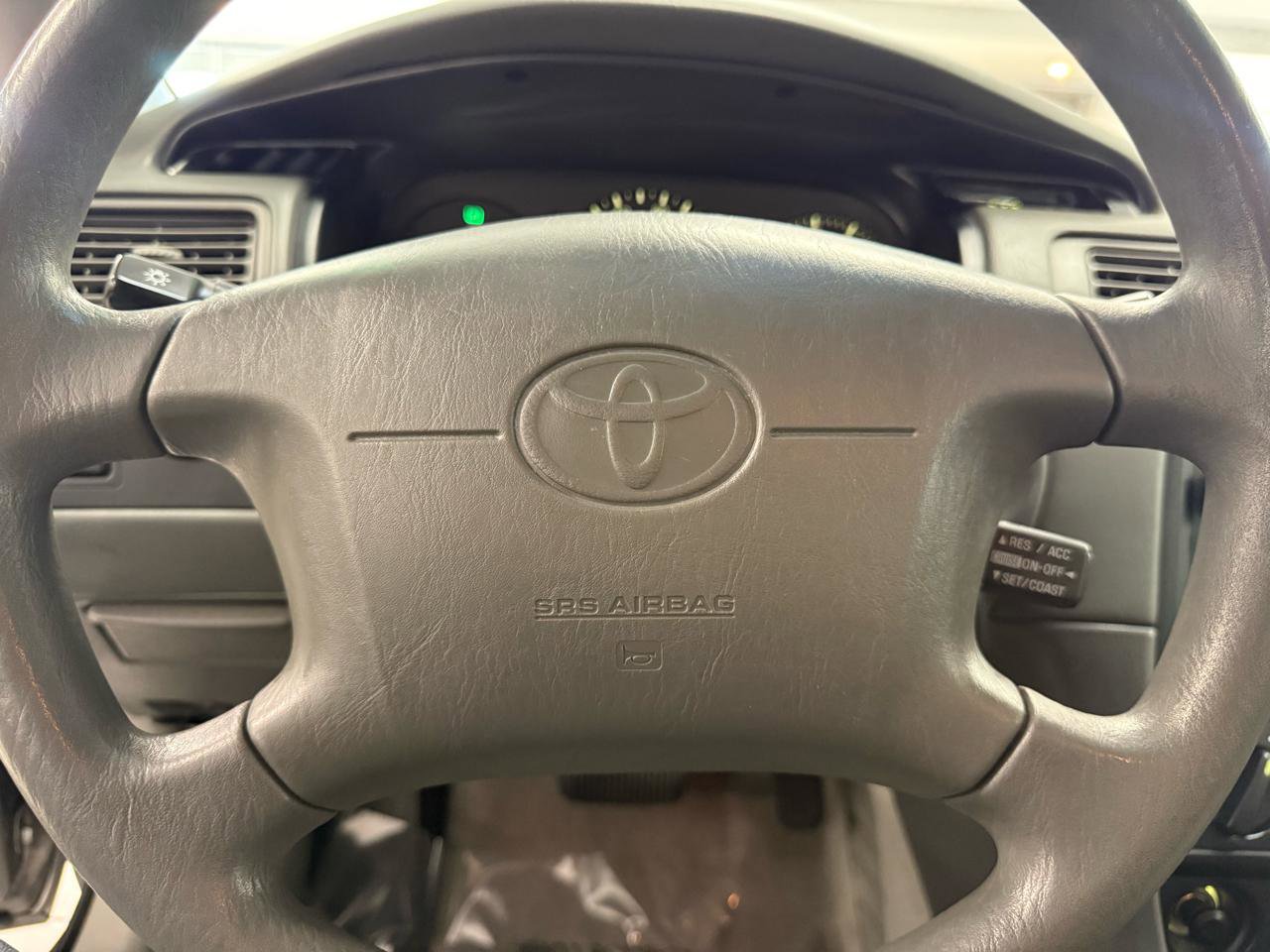 Used 2000 Toyota Camry CE FWD image 22