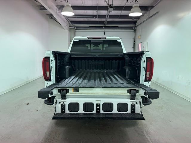 Certified 2023 GMC Sierra 1500 AT4 w/ AT4 Preferred Package AWD/4WD image 8