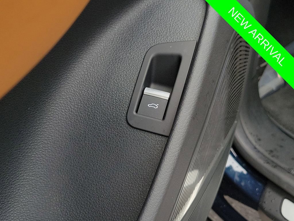 Used 2024 Audi RS Q8 image 18