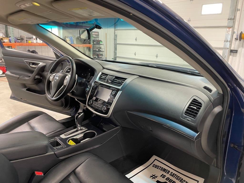 Used 2018 Nissan Altima 2.5 SR w/ SR Special Edition FWD image 19