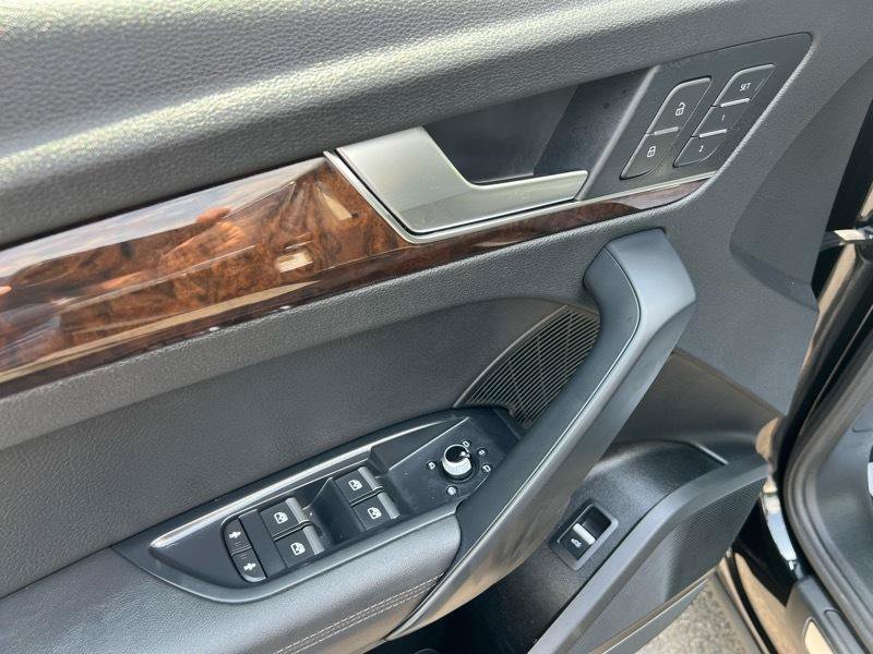 Used 2019 Audi Q5 2.0T Premium Plus w/ Premium Plus Package AWD/4WD image 29