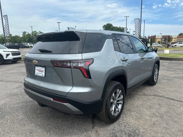 New 2026 Chevrolet Equinox LT w/ Convenience Package II FWD image 3