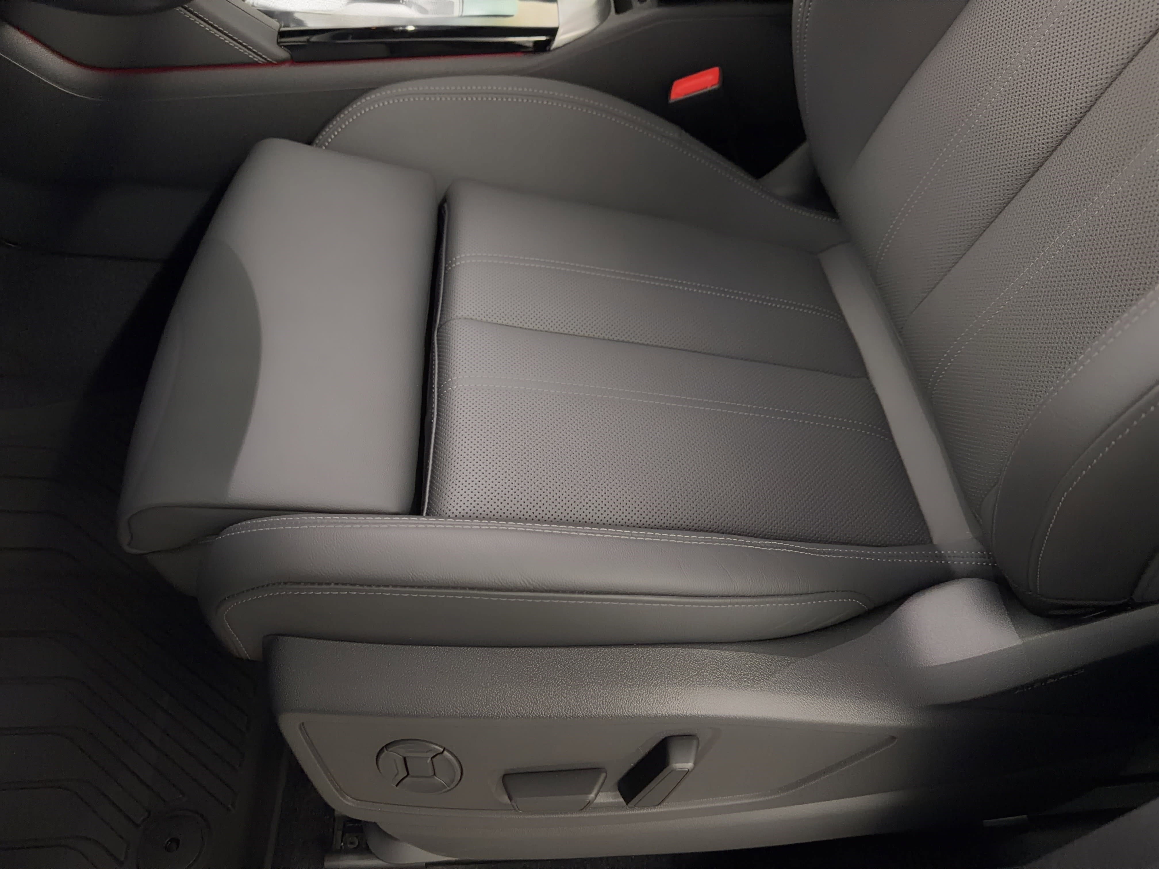 New 2026 Audi Q5 Premium Plus image 16