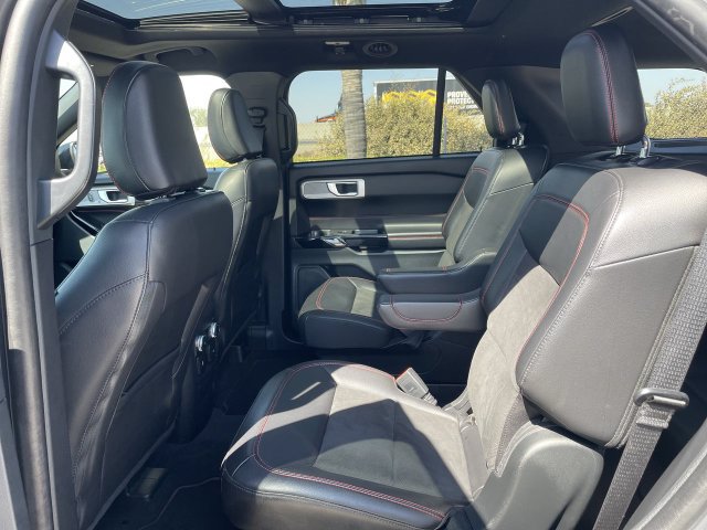 Used 2022 Ford Explorer ST-Line w/ Class IV Trailer Tow Package AWD/4WD image 26