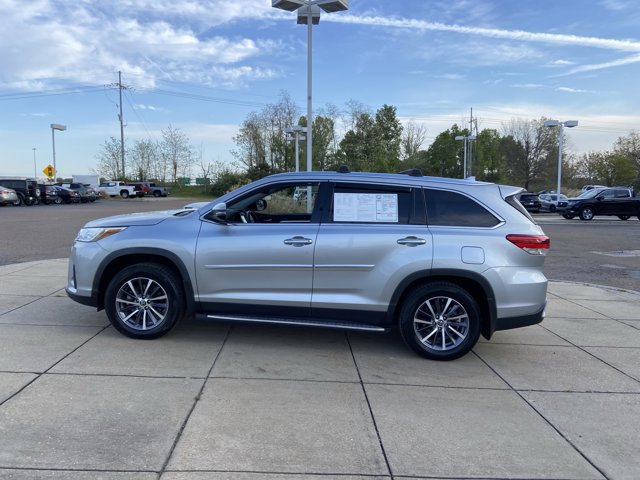 Used 2019 Toyota Highlander XLE image 7