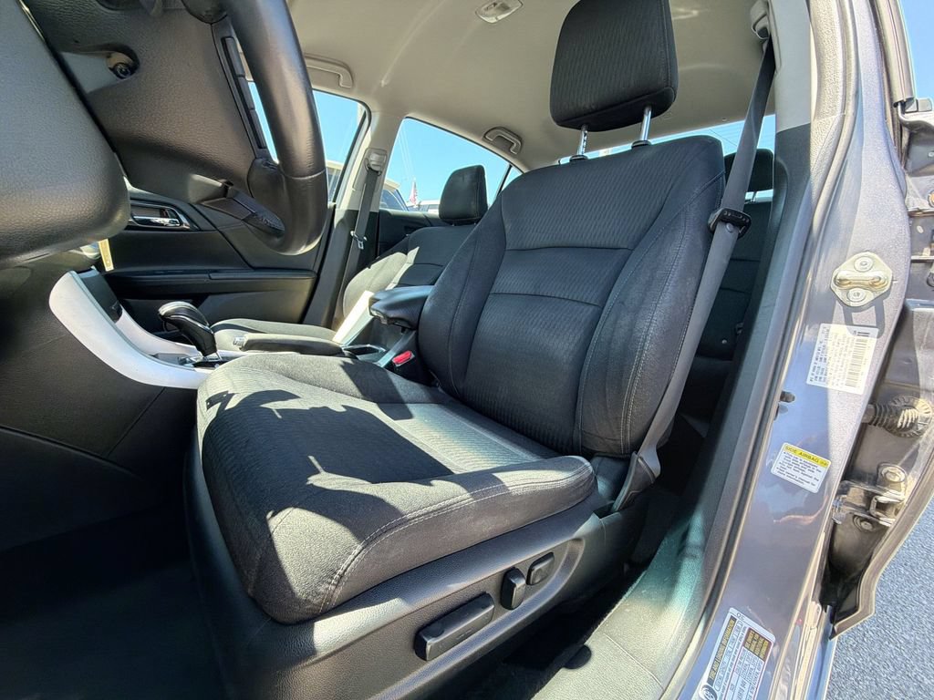 Used 2015 Honda Accord Sport image 23